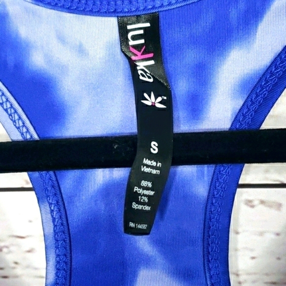 LUKKA Activewear Racerback Workout Tank Size S - Picture 2 of 6